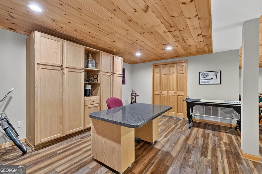162 Primrose CT Ellijay, GA 30540