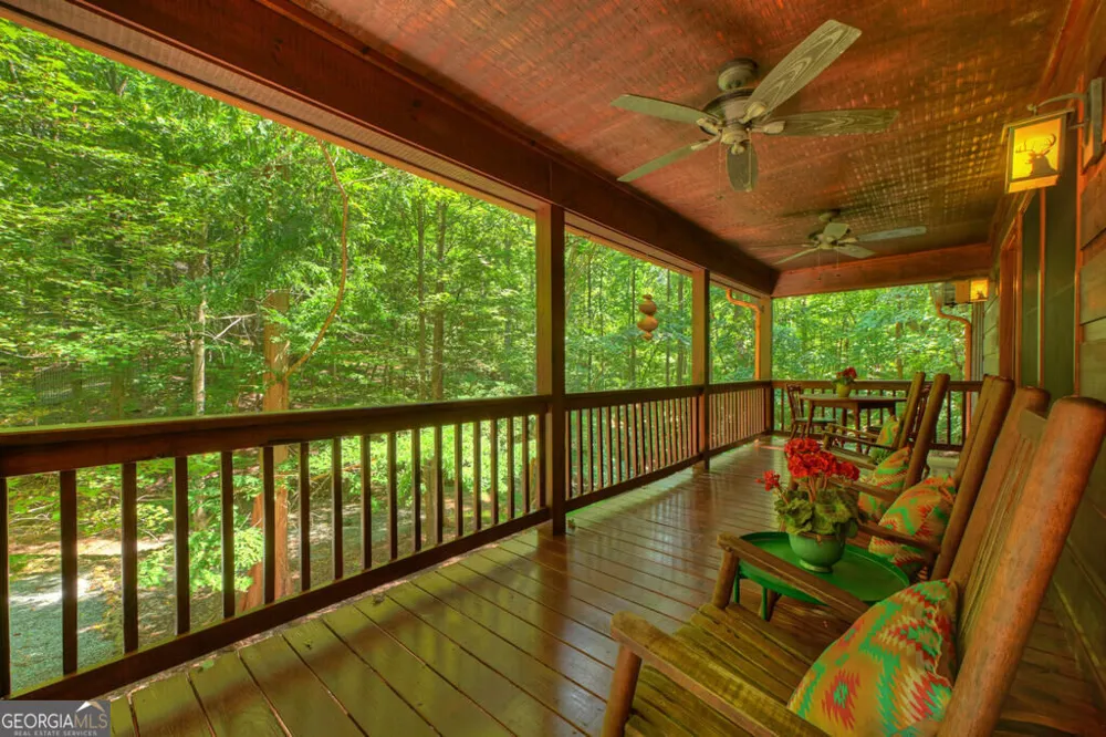 162 Primrose CT Ellijay, GA 30540