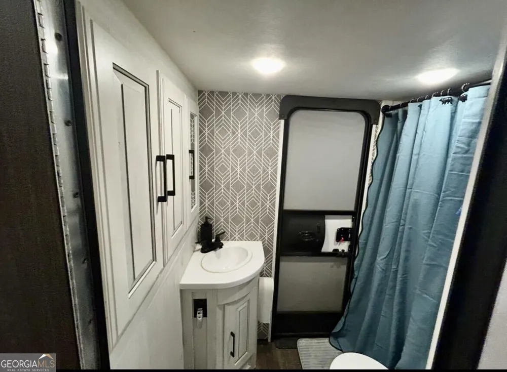 10042 Doublehead Gap RD Blue Ridge, GA 30513
