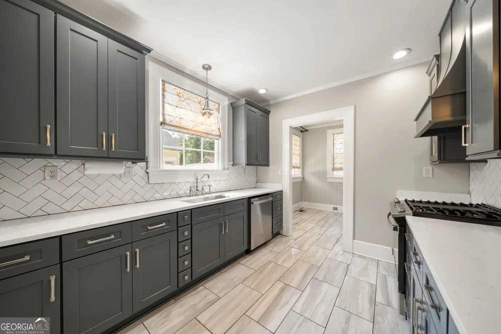 711 Maple DR Griffin, GA 30224
