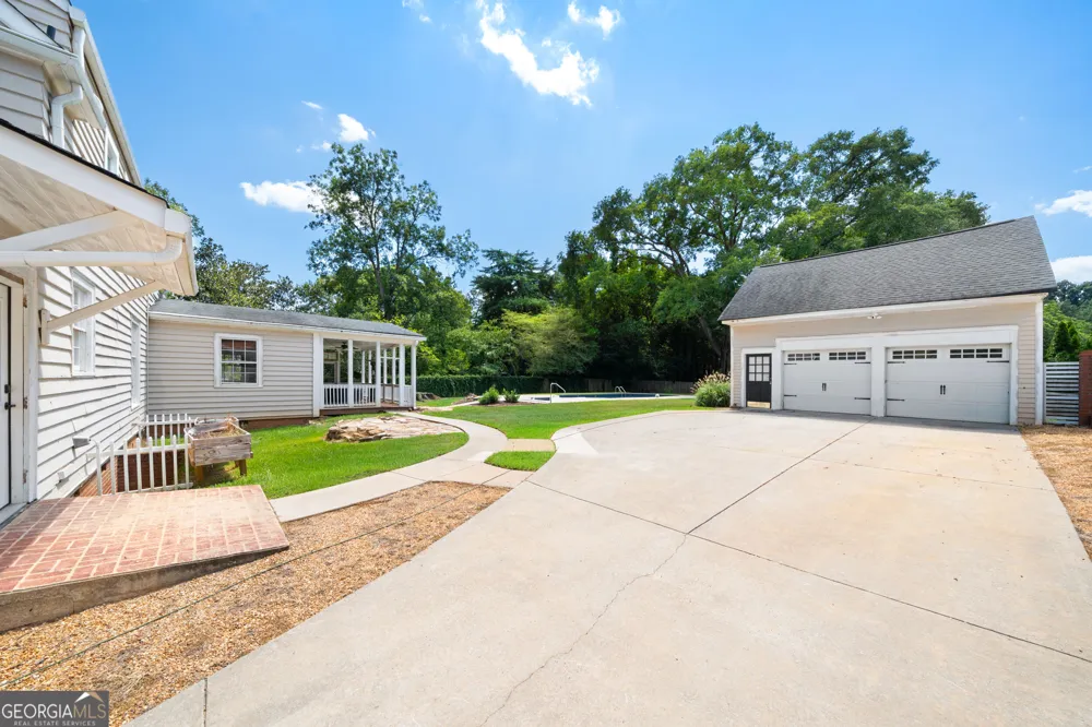 711 Maple DR Griffin, GA 30224