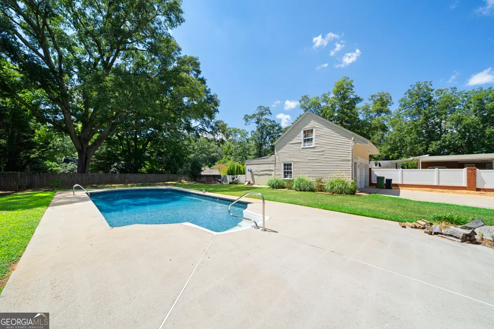 711 Maple DR Griffin, GA 30224