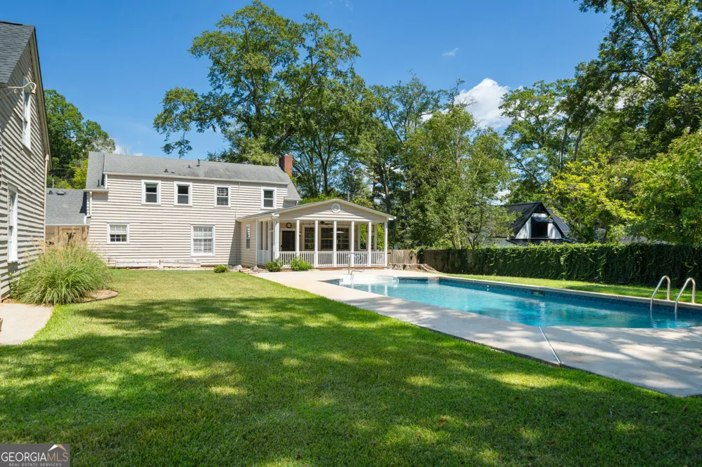 711 Maple DR Griffin, GA 30224
