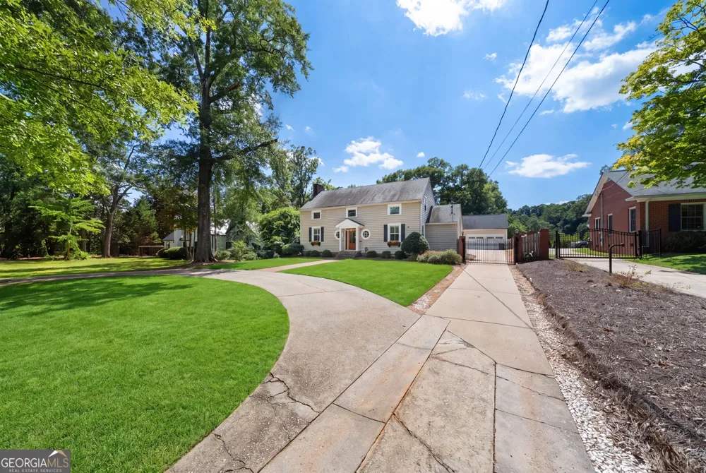 711 Maple DR Griffin, GA 30224