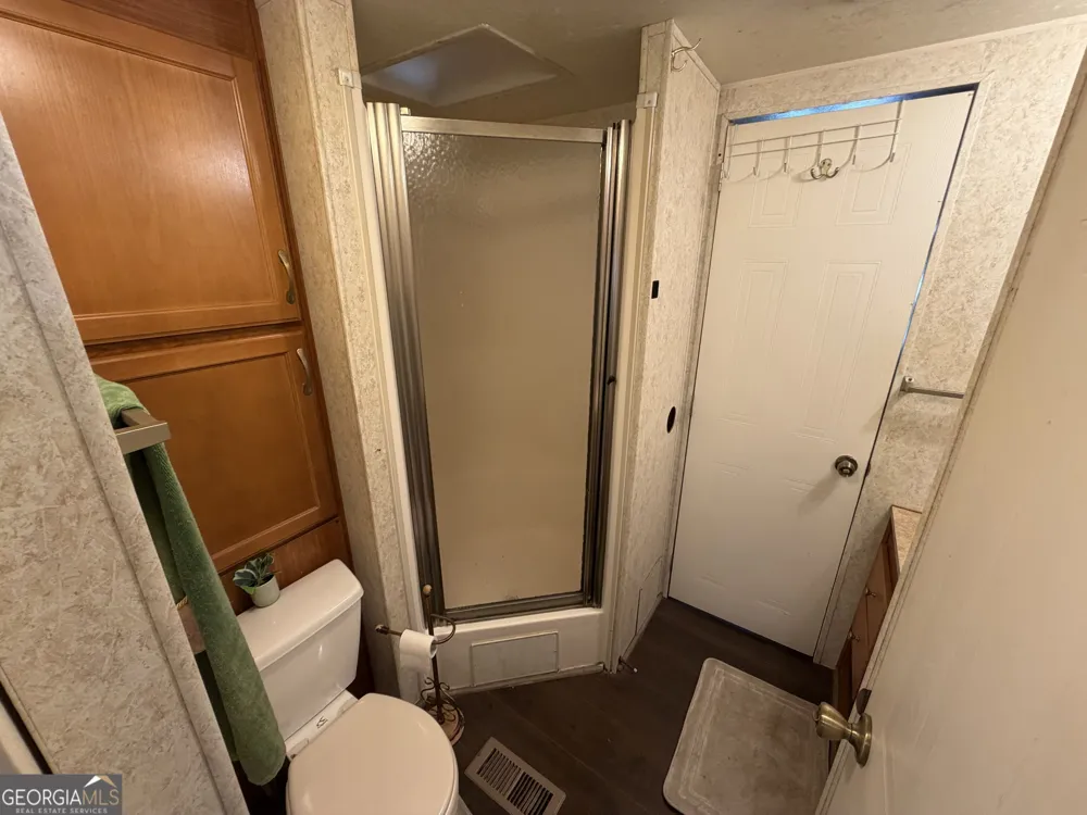 4124 Riverbank RUN Hiawassee, GA 30546