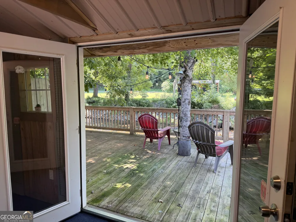 4124 Riverbank RUN Hiawassee, GA 30546