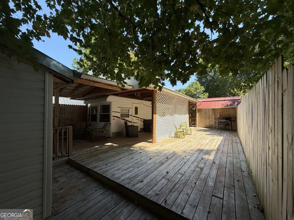 4124 Riverbank RUN Hiawassee, GA 30546