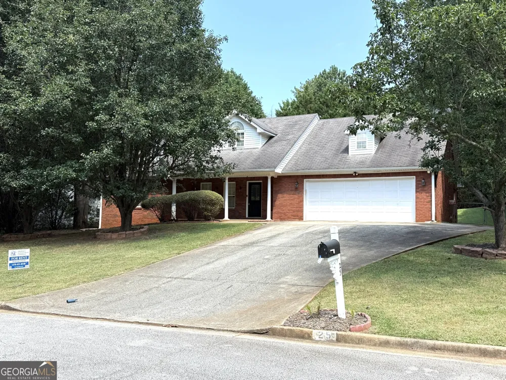 25 Brookstone CT Covington, GA 30016