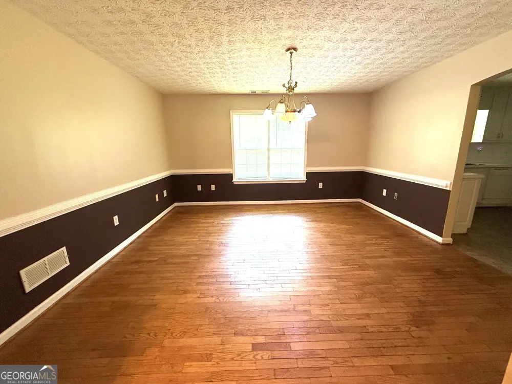 25 Brookstone CT Covington, GA 30016