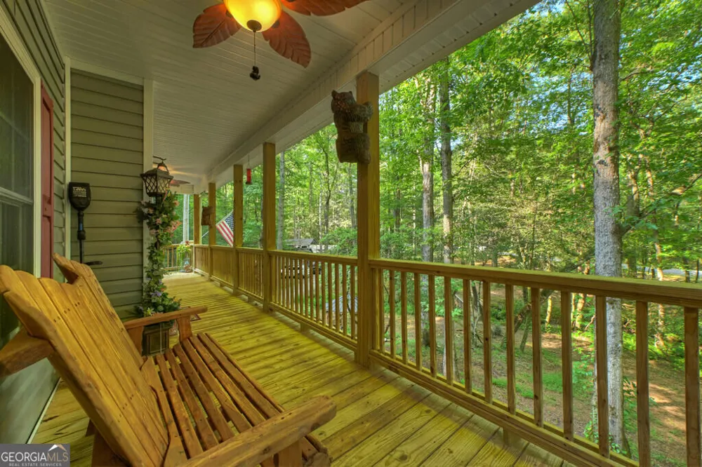 685 Chopped Oak RD Ellijay, GA 30540