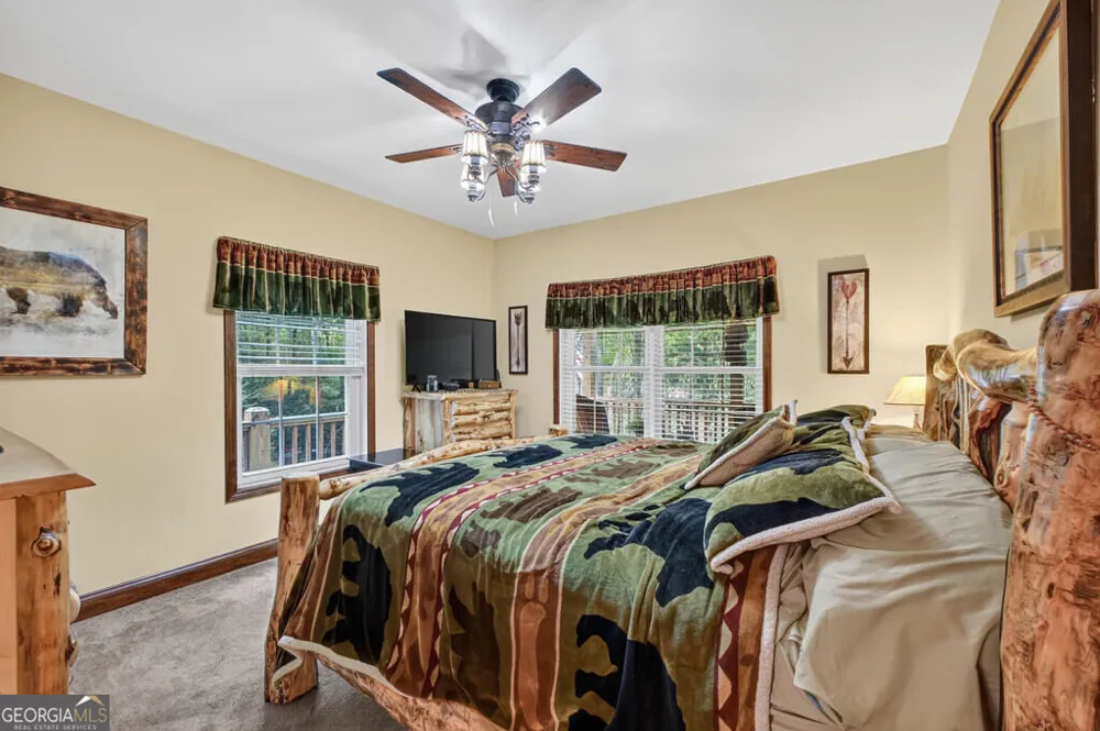 685 Chopped Oak RD Ellijay, GA 30540