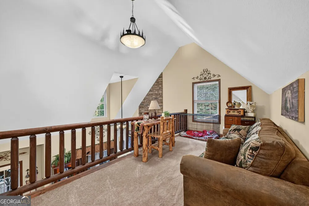 685 Chopped Oak RD Ellijay, GA 30540