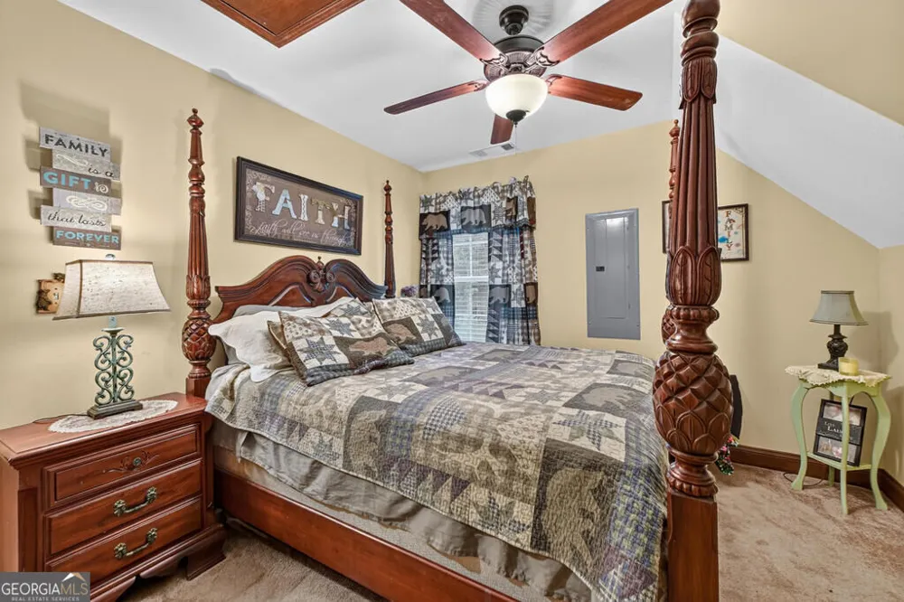 685 Chopped Oak RD Ellijay, GA 30540