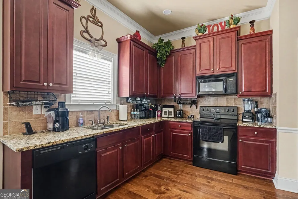 4875 Price ST Forest Park, GA 30297