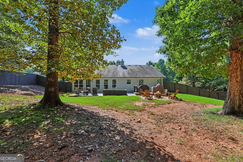 1750 Satilla DR Winder, GA 30680