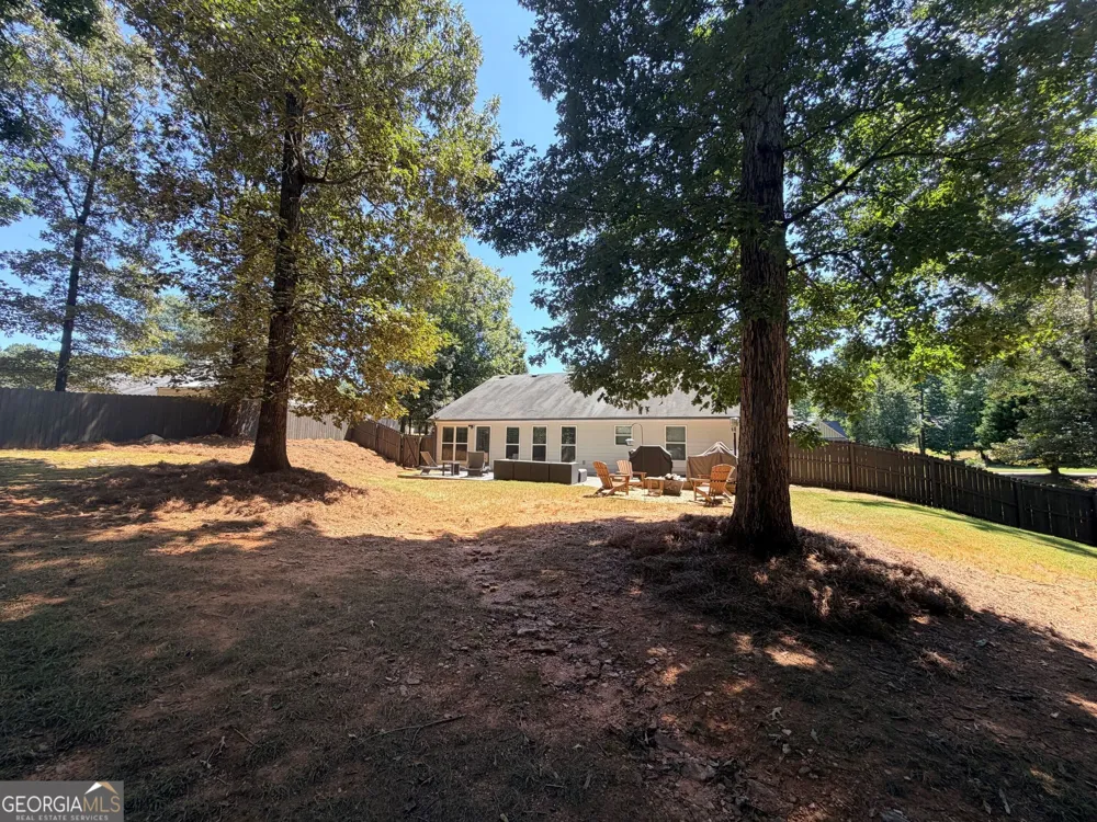 1750 Satilla DR Winder, GA 30680