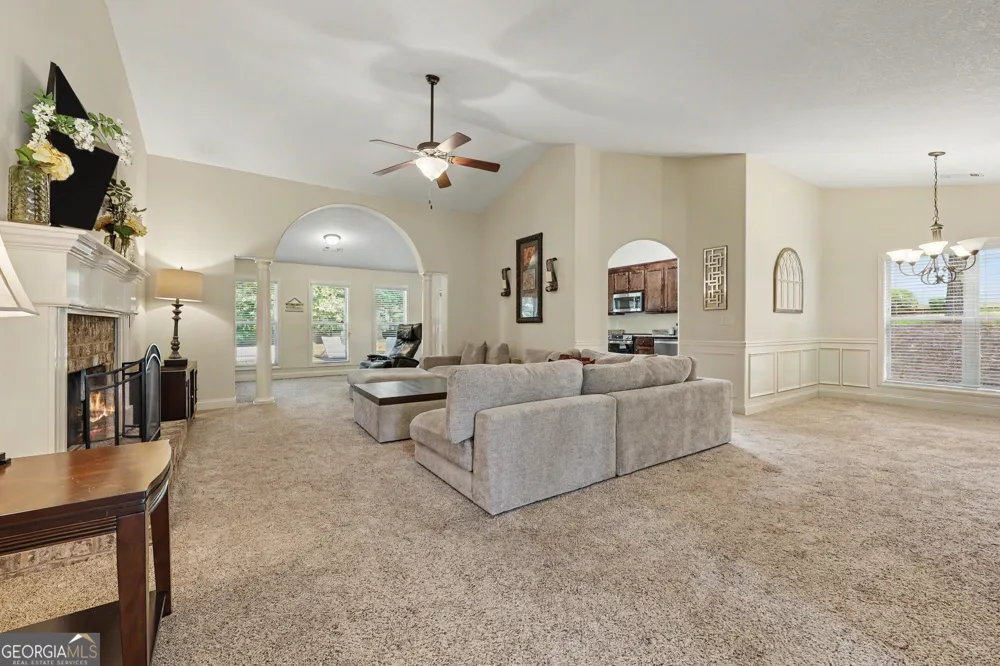 1750 Satilla DR Winder, GA 30680