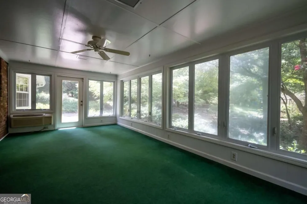 135 Old Fort RD Athens, GA 30606