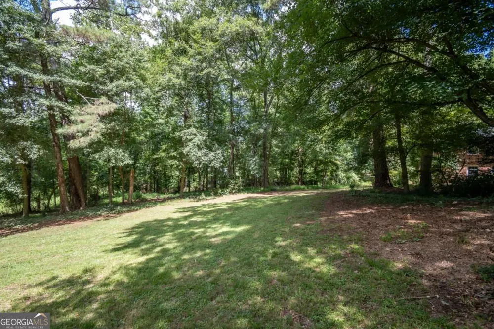 135 Old Fort RD Athens, GA 30606