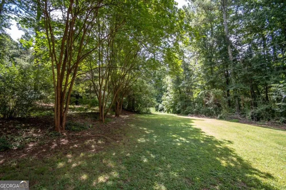 135 Old Fort RD Athens, GA 30606