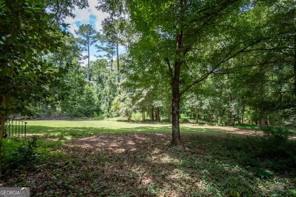 135 Old Fort RD Athens, GA 30606