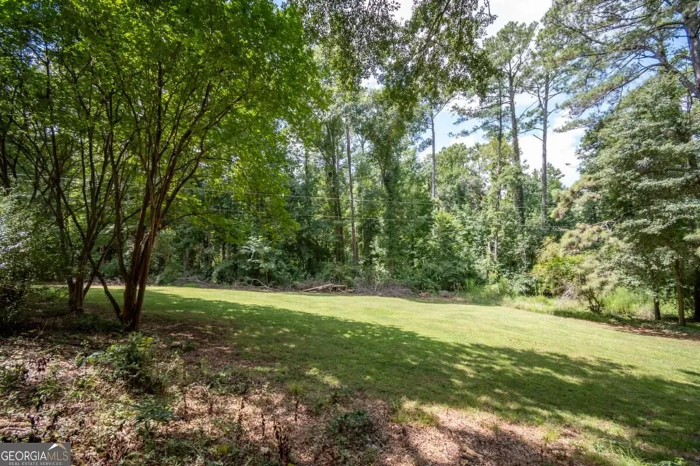135 Old Fort RD Athens, GA 30606