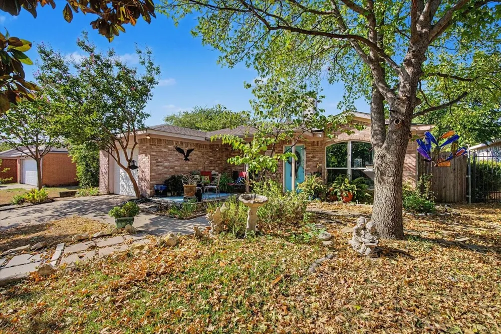 5705 Heatherglen Terrace Fort Worth, TX 76179