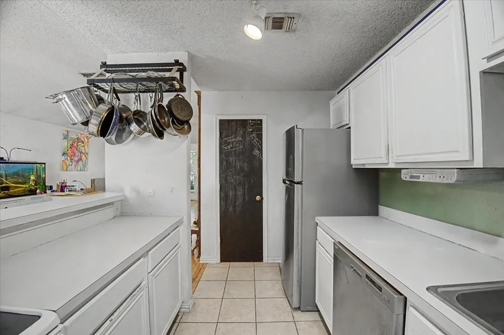 5705 Heatherglen Terrace Fort Worth, TX 76179