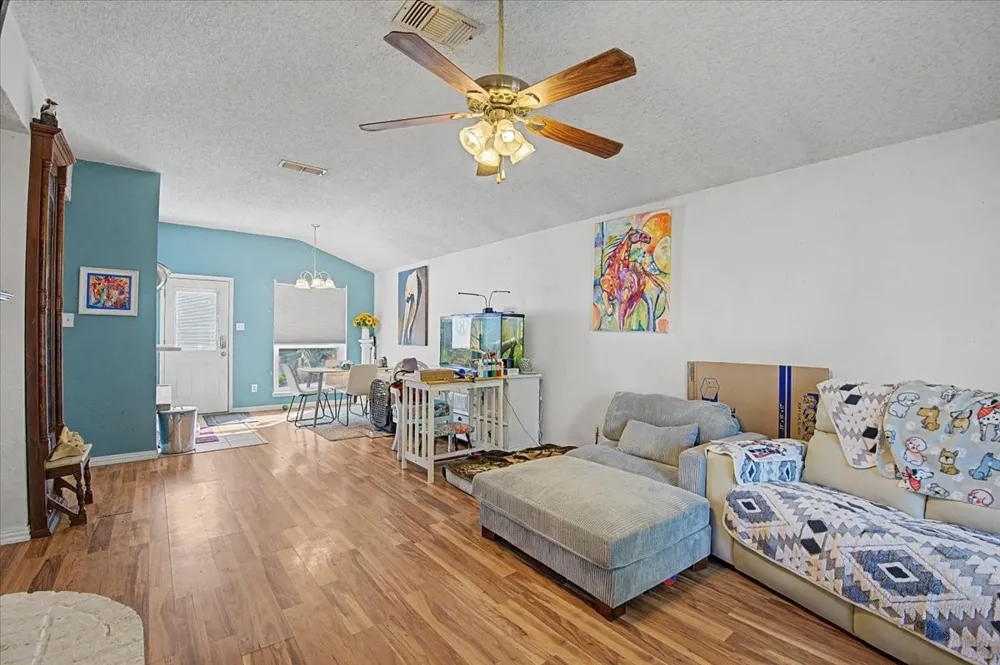 5705 Heatherglen Terrace Fort Worth, TX 76179
