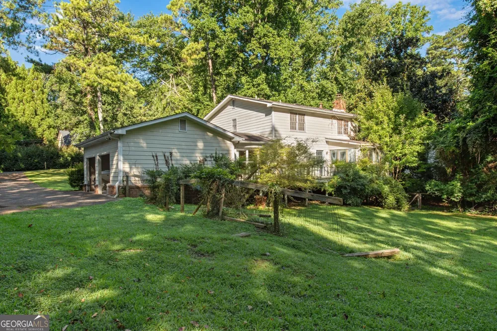 1255 Lake Charles DR Roswell, GA 30075