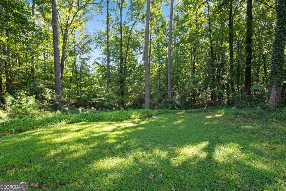 1255 Lake Charles DR Roswell, GA 30075