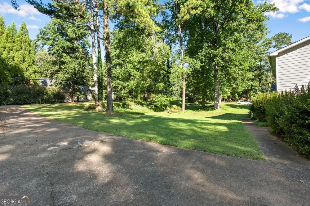 1255 Lake Charles DR Roswell, GA 30075