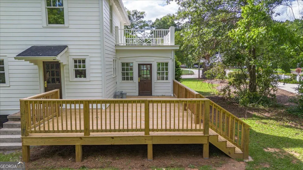 6104 Floyd ST NE Covington, GA 30014