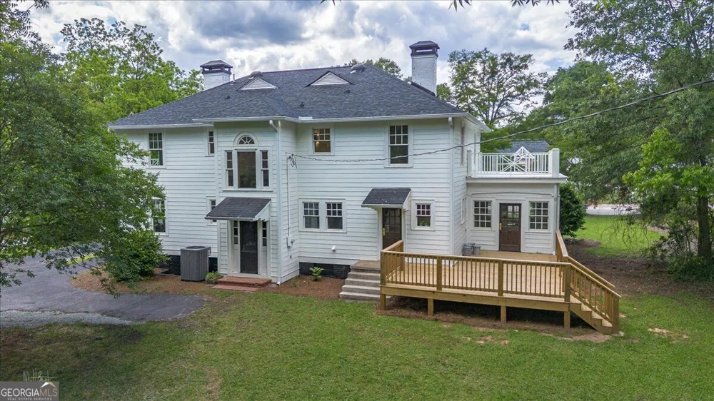6104 Floyd ST NE Covington, GA 30014
