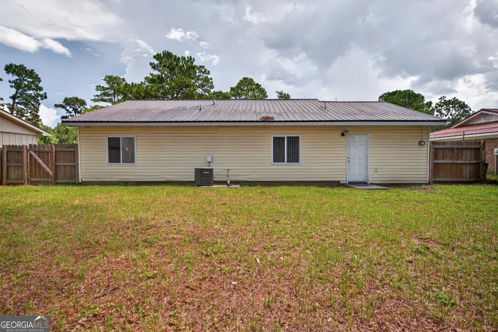 239 Pointe South DR Hinesville, GA 31313