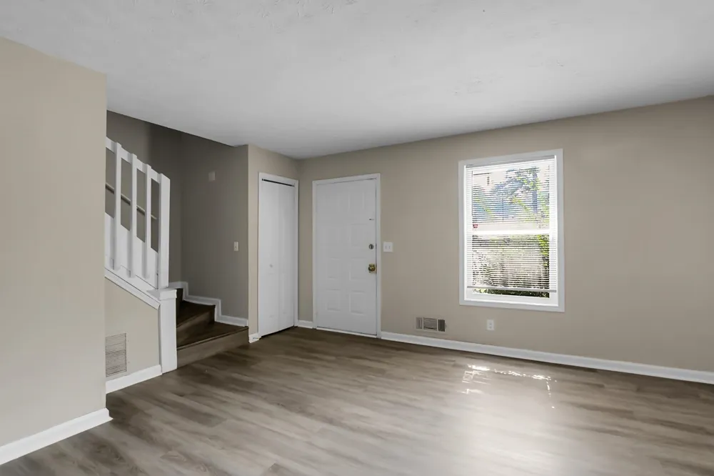 1229 Creek Forest CT NW Conyers, GA 30012