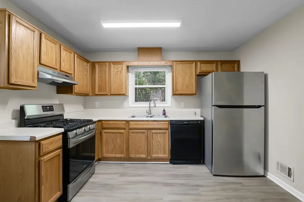 1229 Creek Forest CT NW Conyers, GA 30012