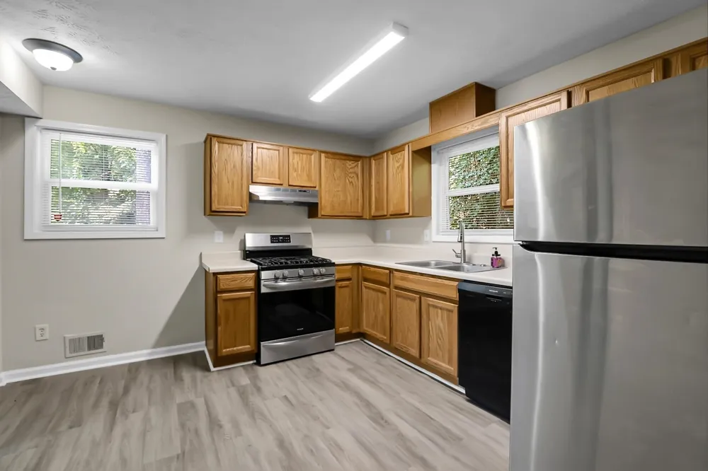 1229 Creek Forest CT NW Conyers, GA 30012