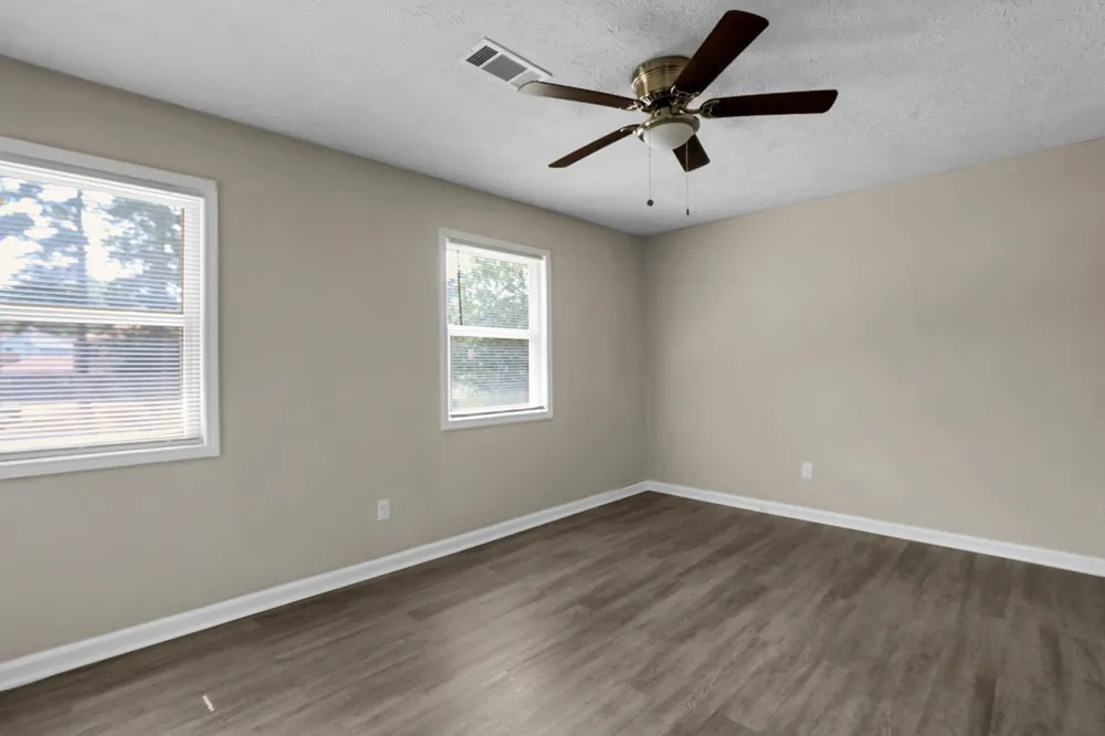 1229 Creek Forest CT NW Conyers, GA 30012