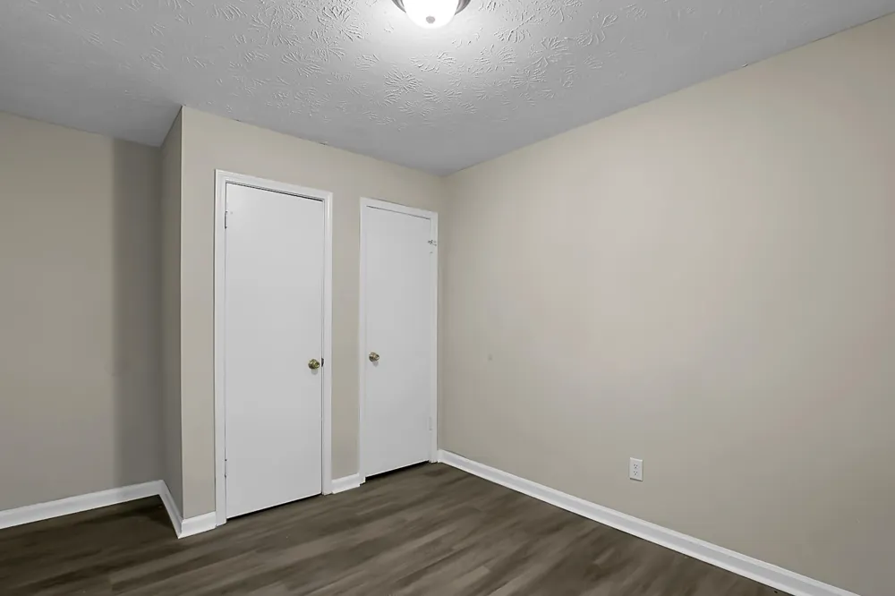 1229 Creek Forest CT NW Conyers, GA 30012