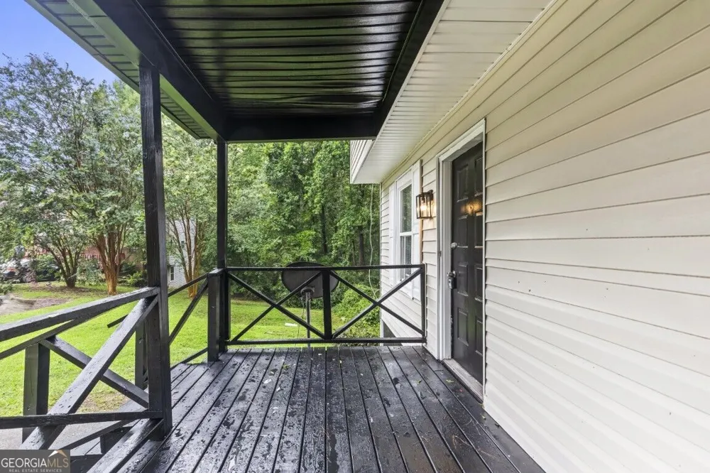 1229 Creek Forest CT NW Conyers, GA 30012