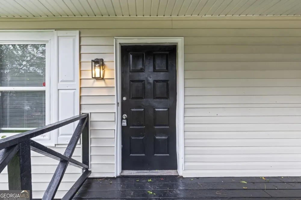 1229 Creek Forest CT NW Conyers, GA 30012