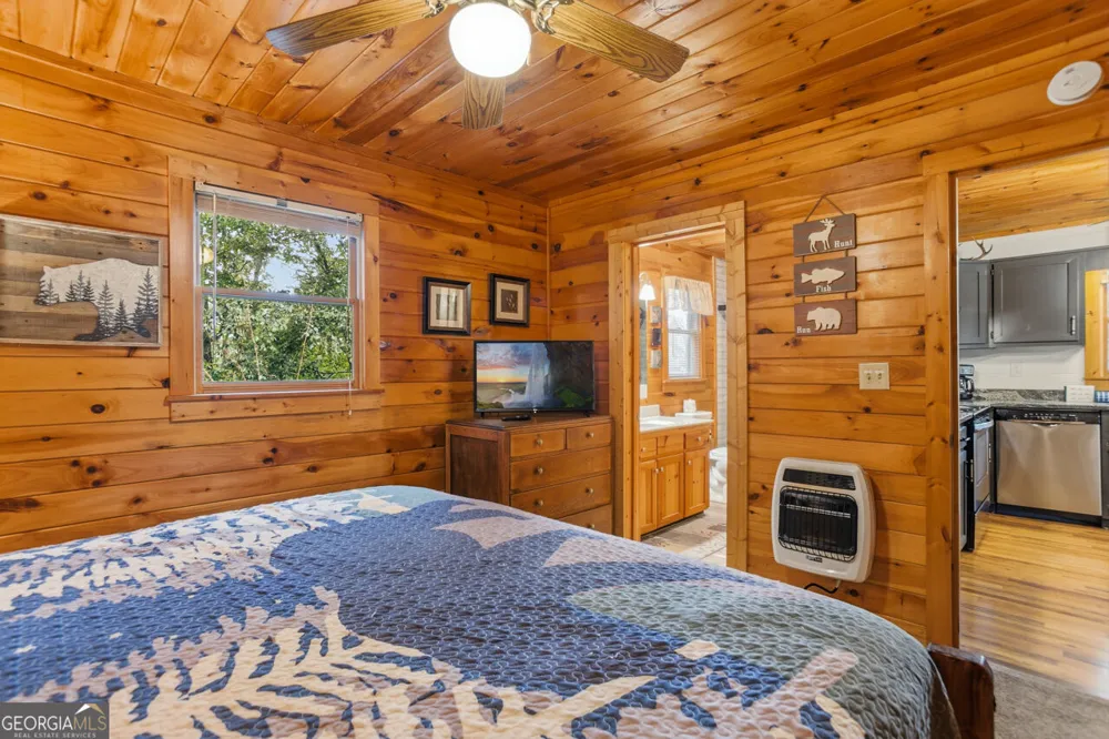 142 Oak Hill DR Mineral Bluff, GA 30559