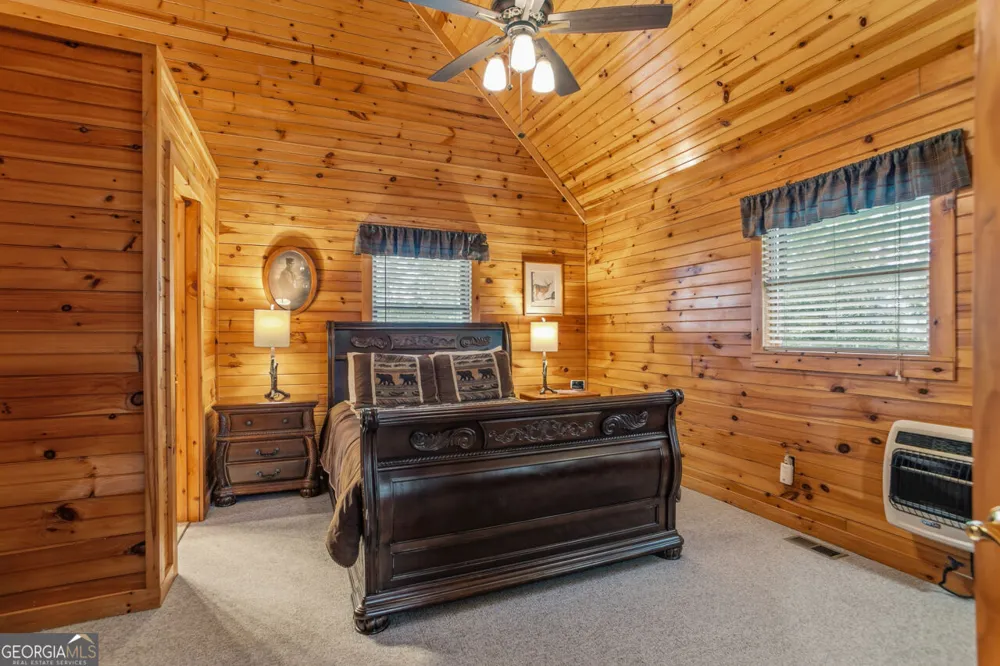 142 Oak Hill DR Mineral Bluff, GA 30559