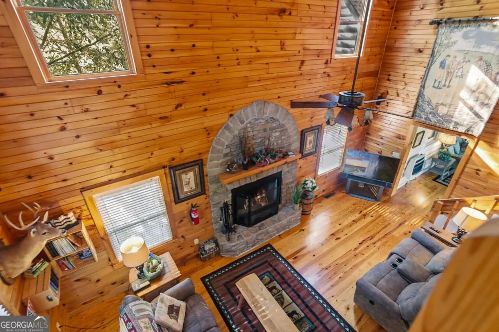 142 Oak Hill DR Mineral Bluff, GA 30559