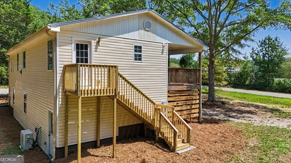 938 Mandeville RD Carrollton, GA 30117