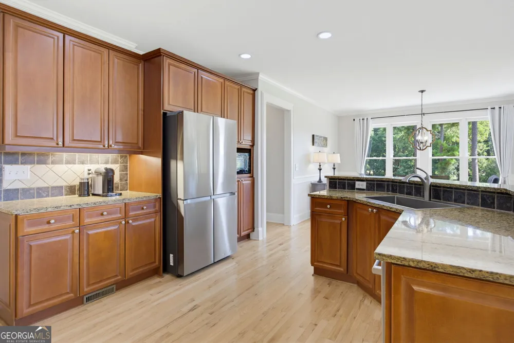 333 Golf Crest DR Acworth, GA 30101