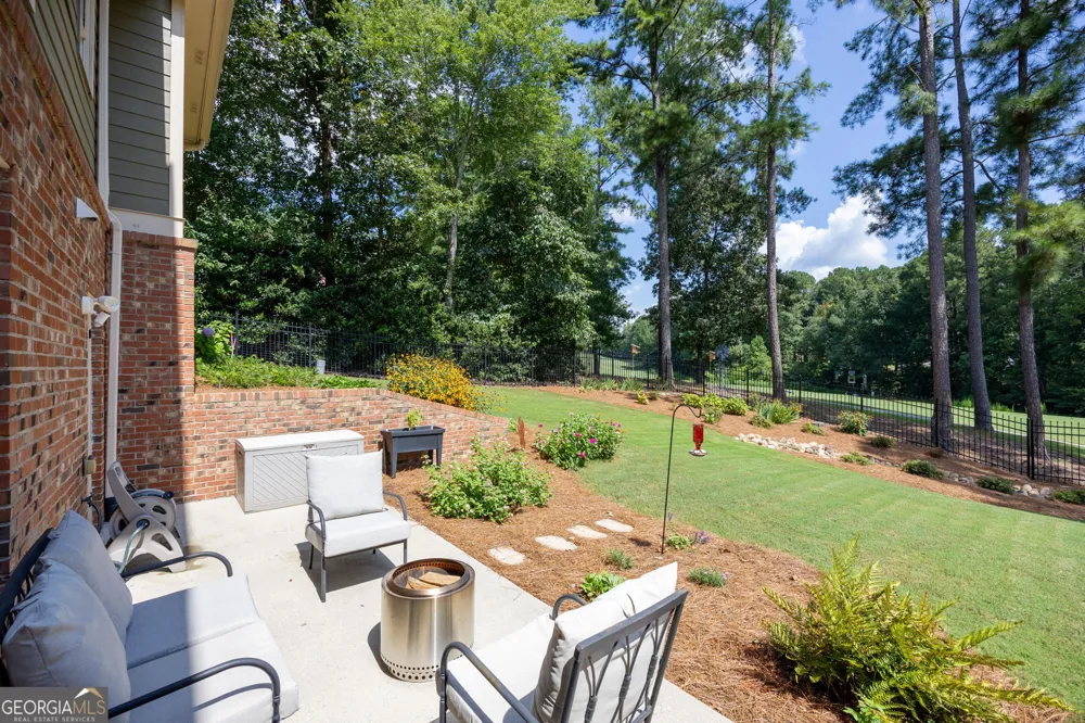 333 Golf Crest DR Acworth, GA 30101