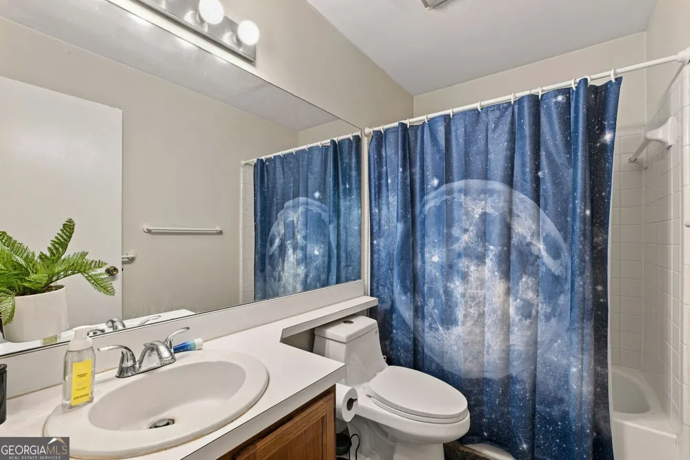 27 Doranne CT SE Smyrna, GA 30080