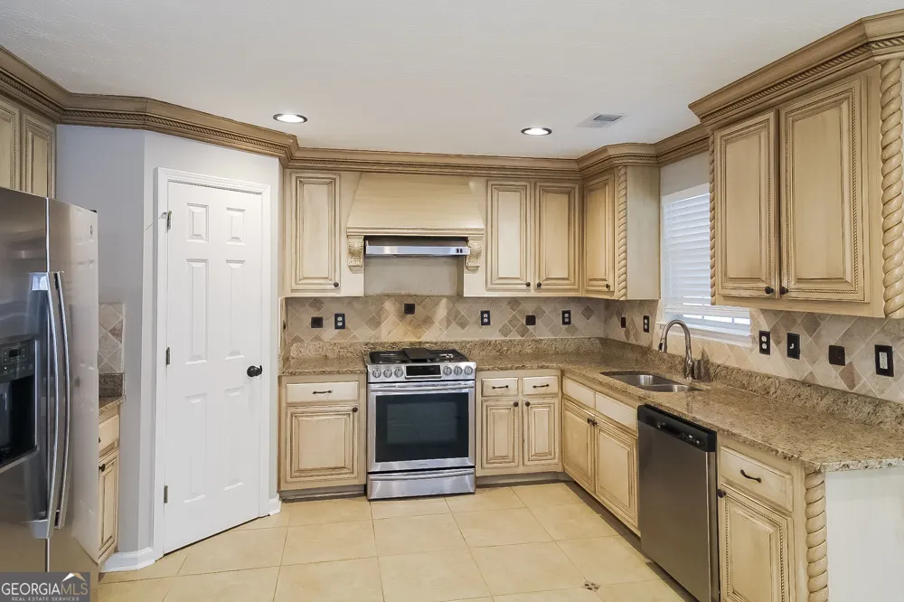 145 Spring Lake TER Covington, GA 30016